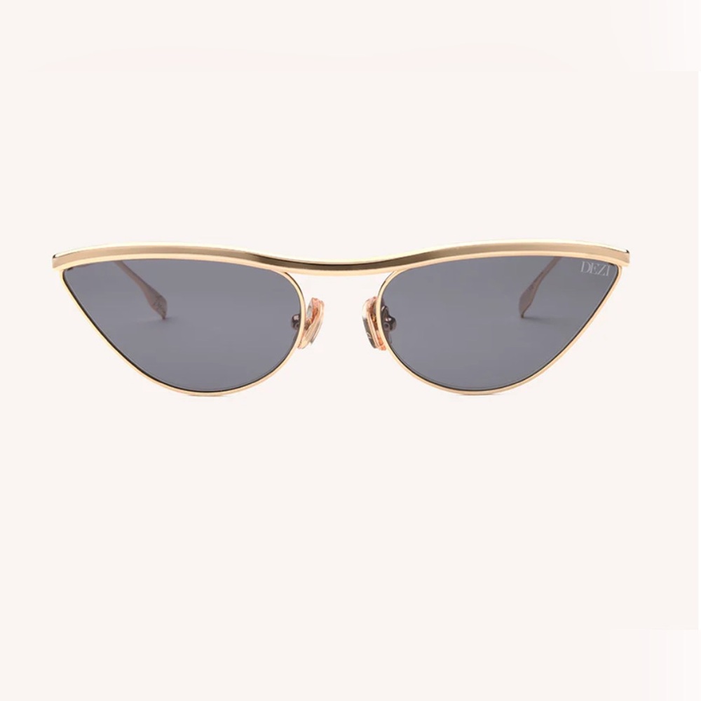 DEZI Toxica Cat Eye Sunglasses